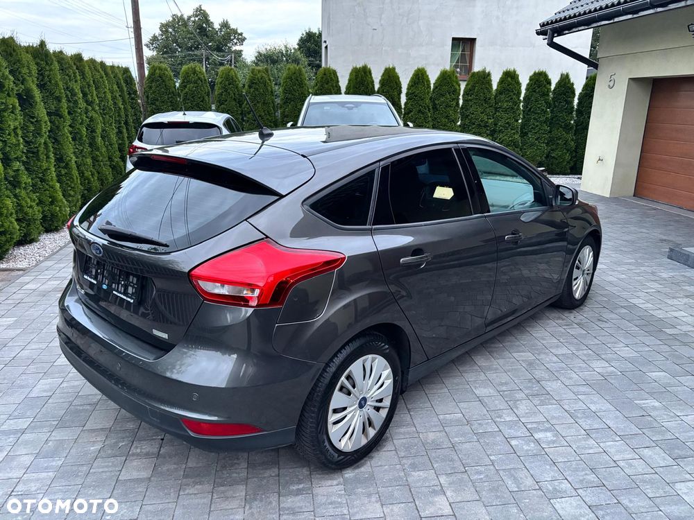 Ford Focus 1.0 EcoBoost Edition - 27