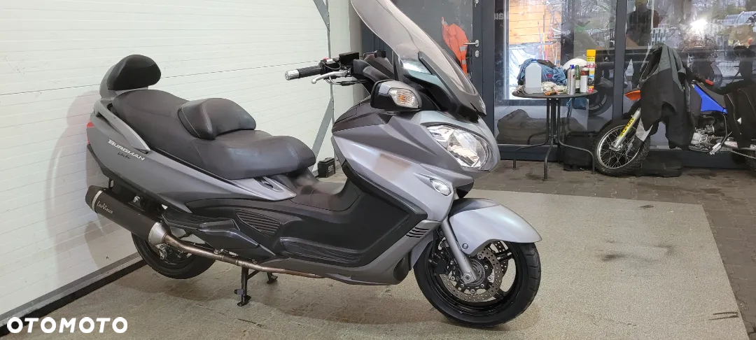 Suzuki Burgman - 18