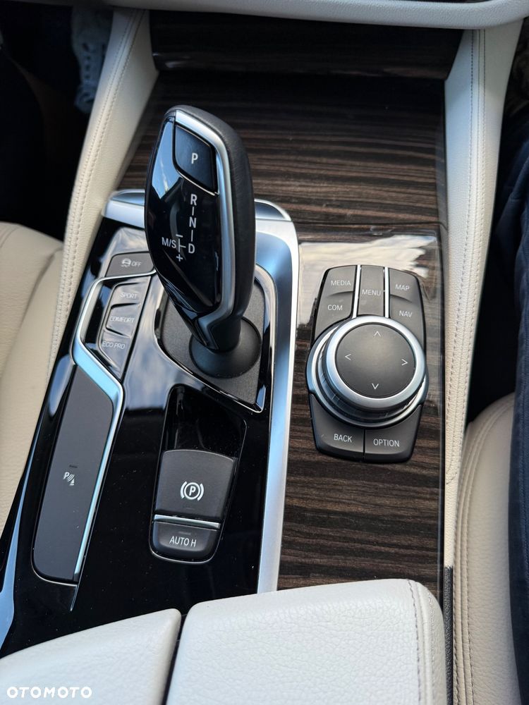 BMW Seria 5 520d xDrive MHEV Luxury Line - 13