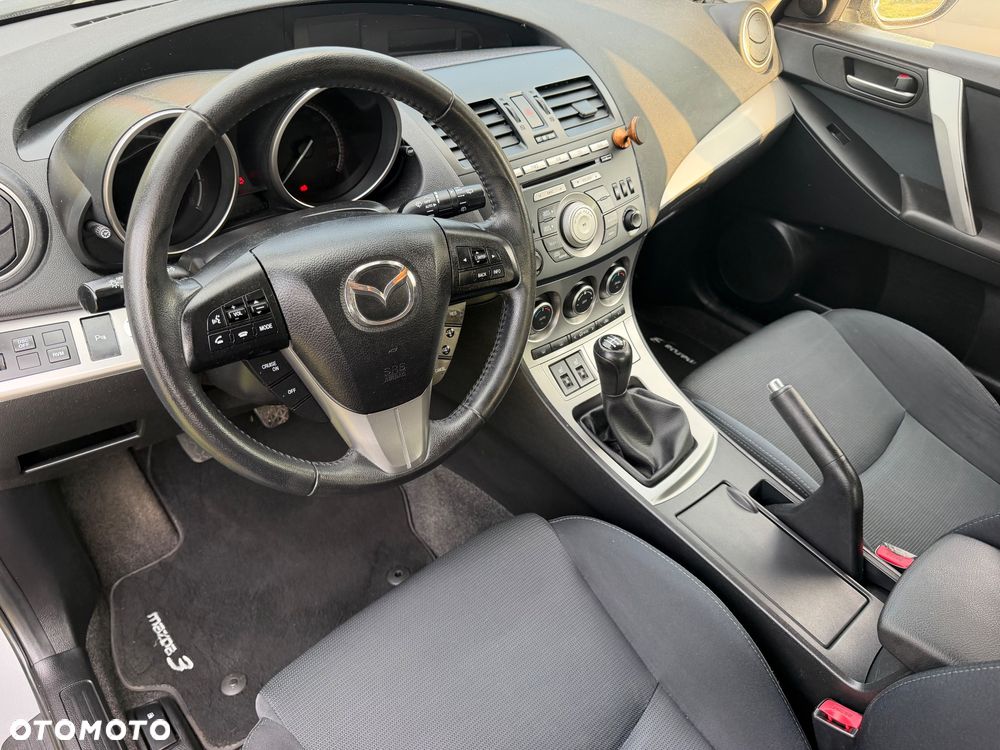 Mazda 3 1.6 Sport Comfort - 19