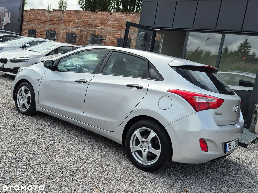 Hyundai i30 1.4 Comfort - 8