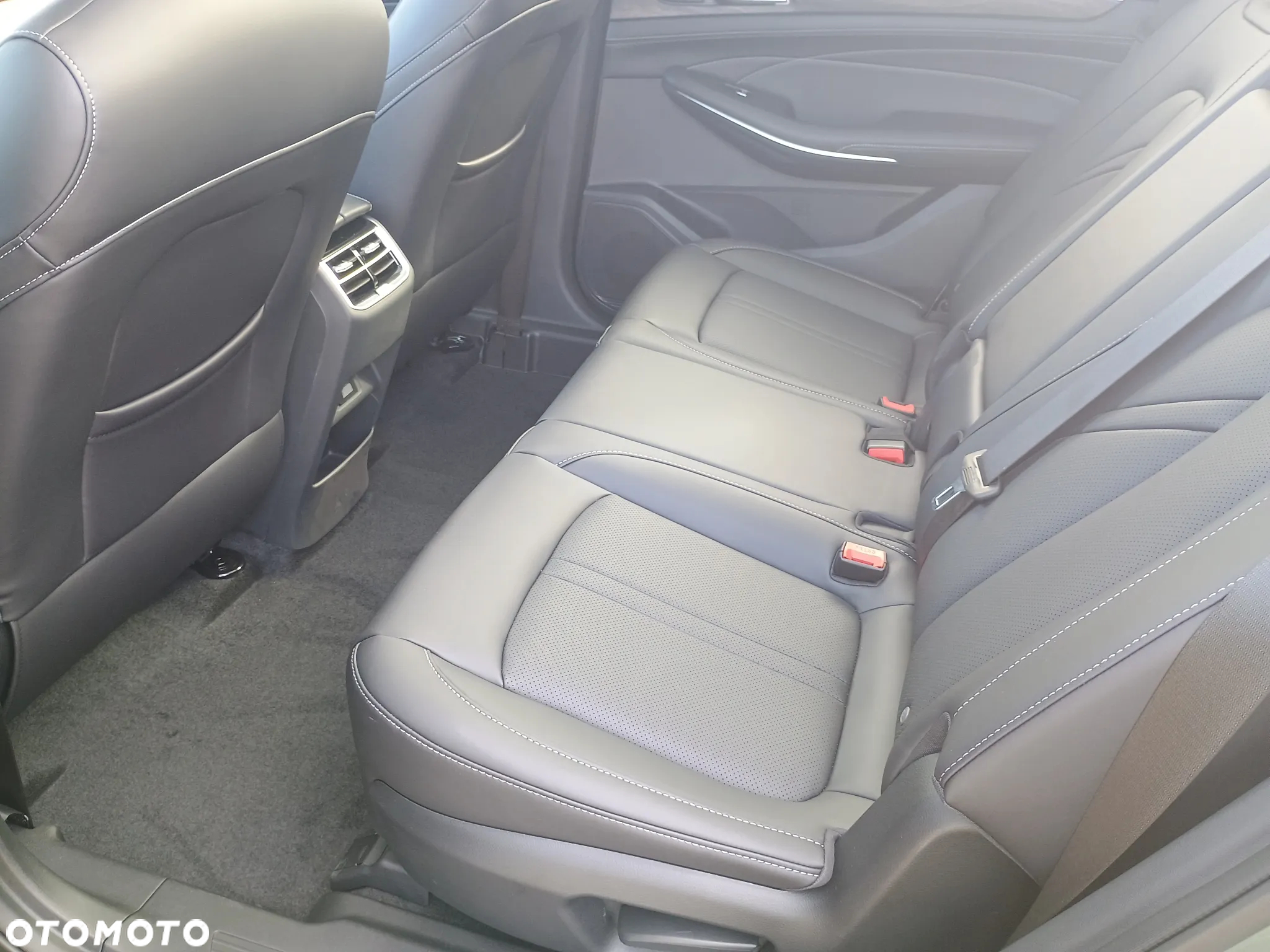 DFSK e5 1.5 PHEV Prestige E-CVT - 33