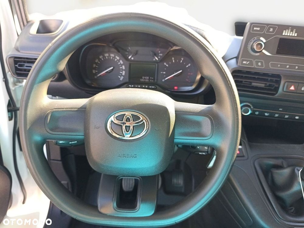 Toyota PROACE CITY - 16