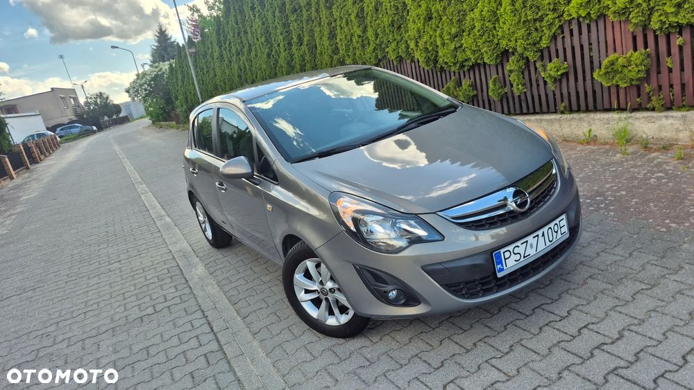 Opel Corsa 1.2 16V Enjoy - 4