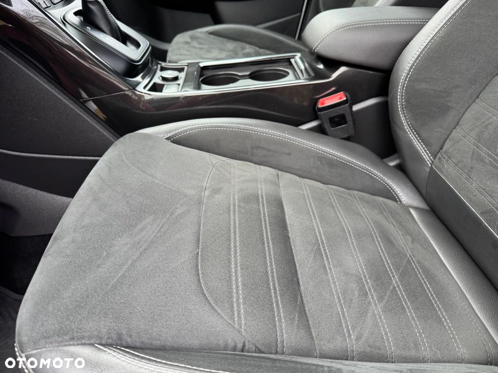 Ford Kuga 2.0 TDCi 4x4 ST-Line - 35