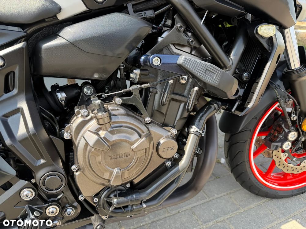 Yamaha MT - 17