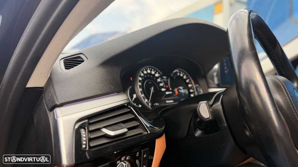 BMW 530 e iPerformance - 12