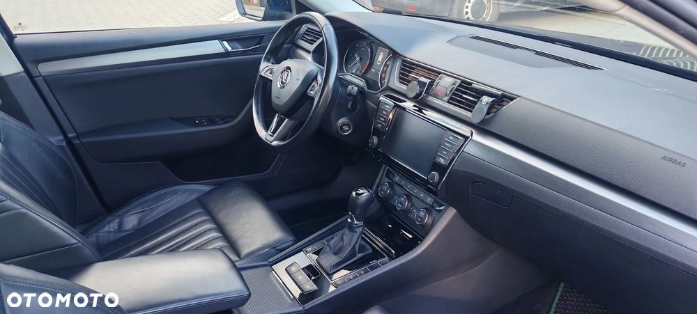 Skoda Superb Combi 1.6 TDI DSG Style - 20