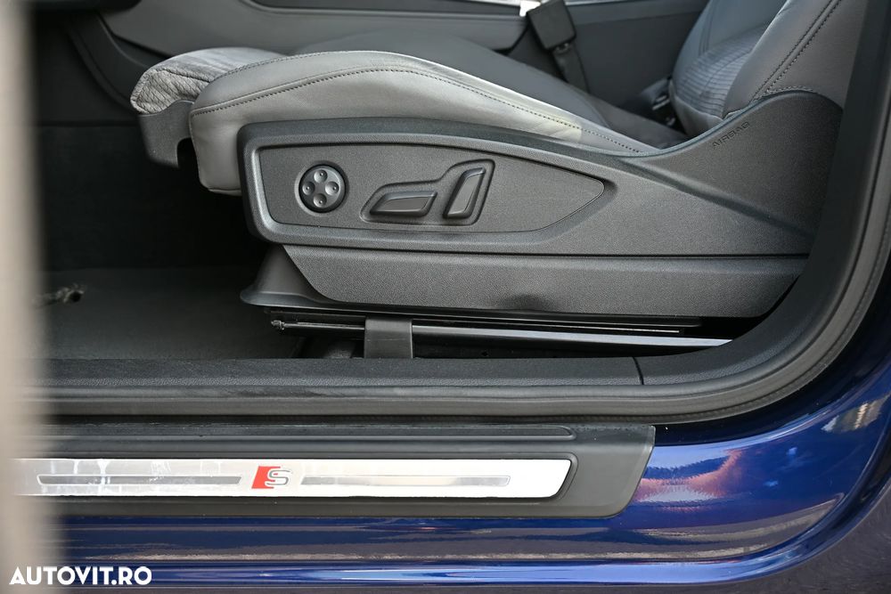 Audi Q5 55 TFSIe quattro S tronic S line business - 38