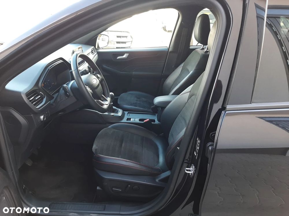 Ford Kuga 1.5 EcoBoost FWD ST-Line - 11