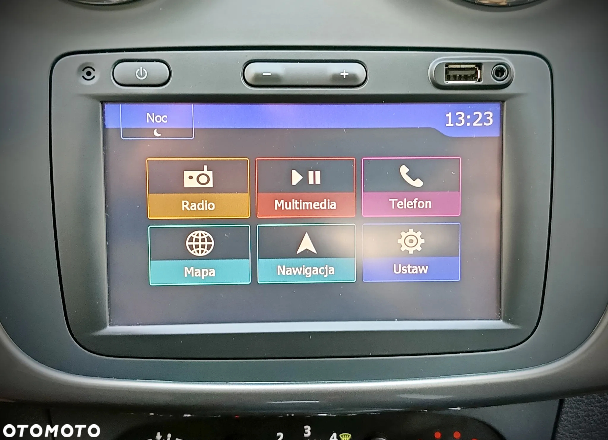 Dacia Sandero - 16