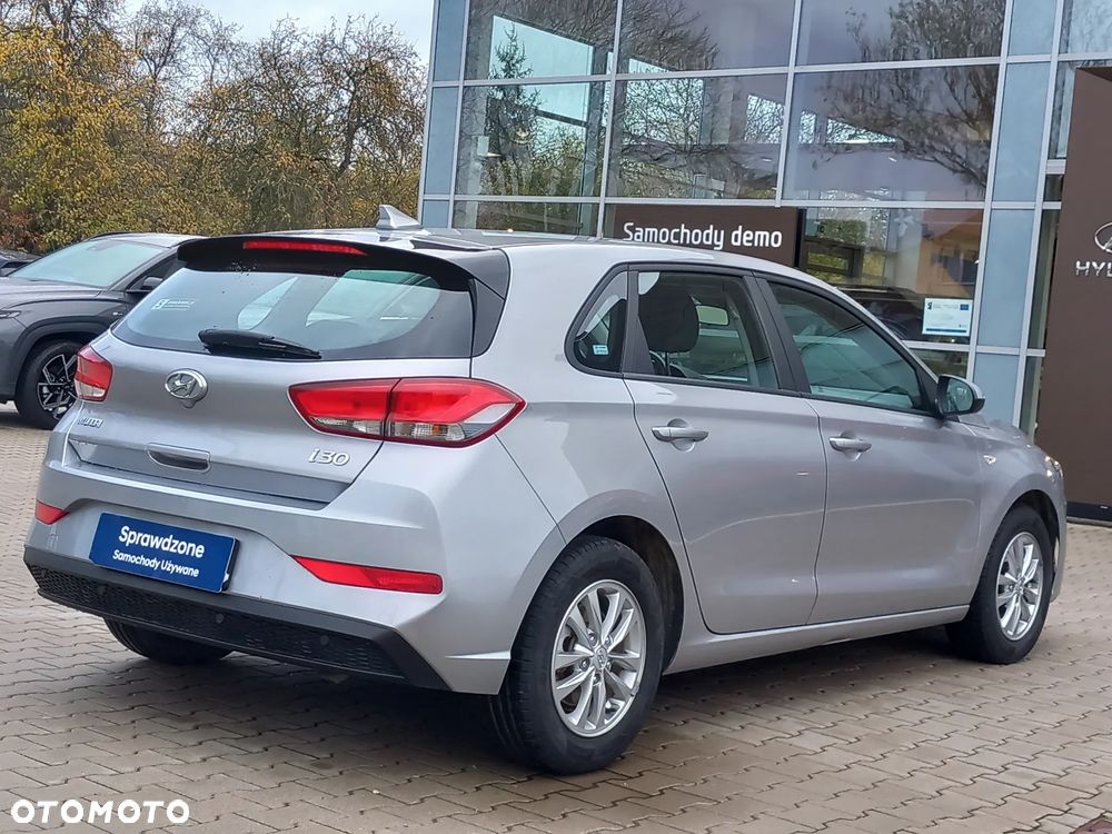 Hyundai i30 1.5 DPI Modern - 6