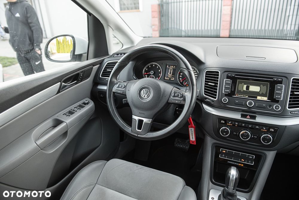 Volkswagen Sharan 2.0 TSI Highline DSG - 28