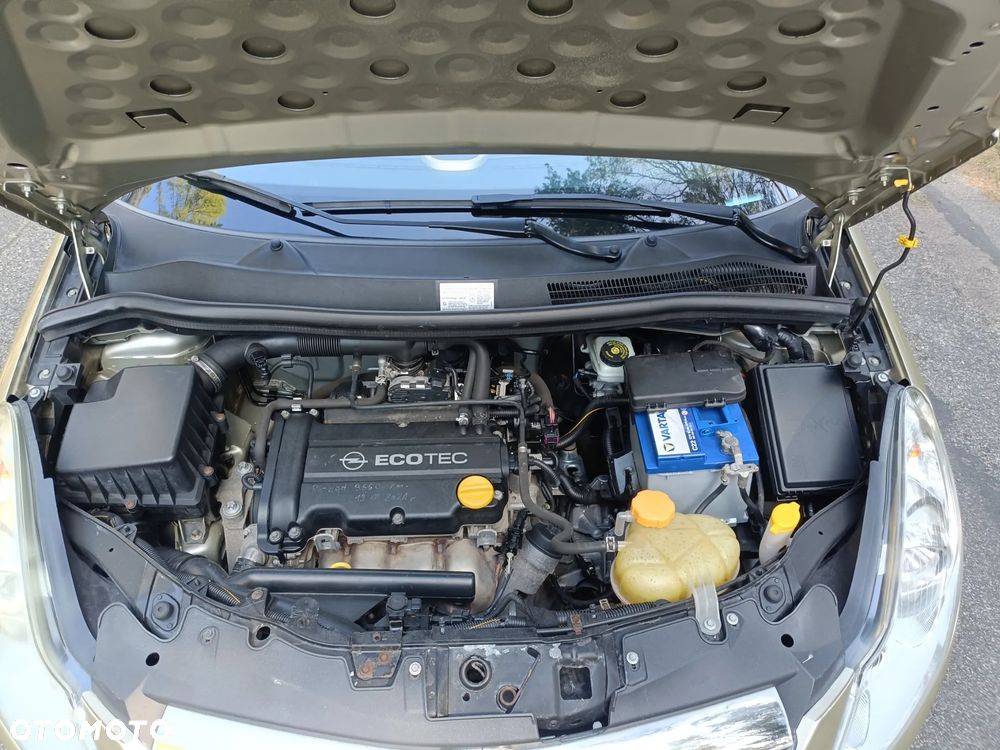 Opel Corsa 1.2 16V Enjoy - 15