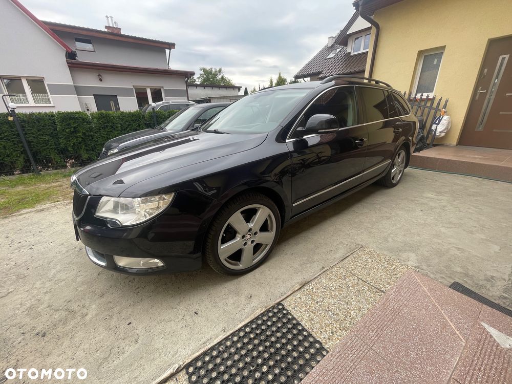 Skoda Superb 2.0 TDI Ambition DSG - 2