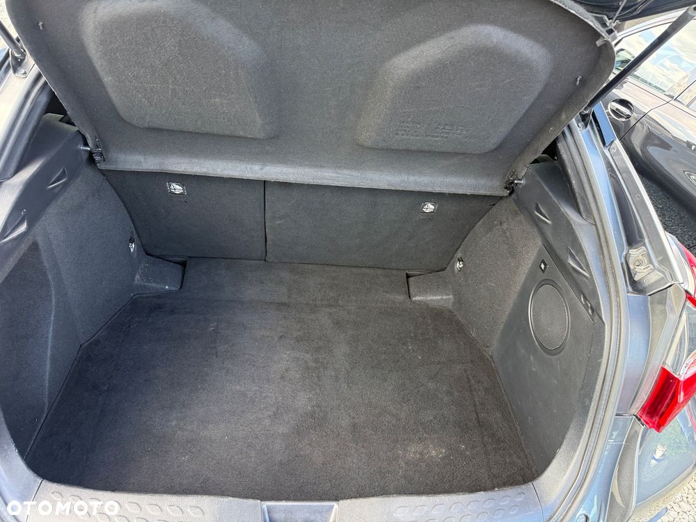 Toyota C-HR 1.2 T Premium CVT 4x4 - 20