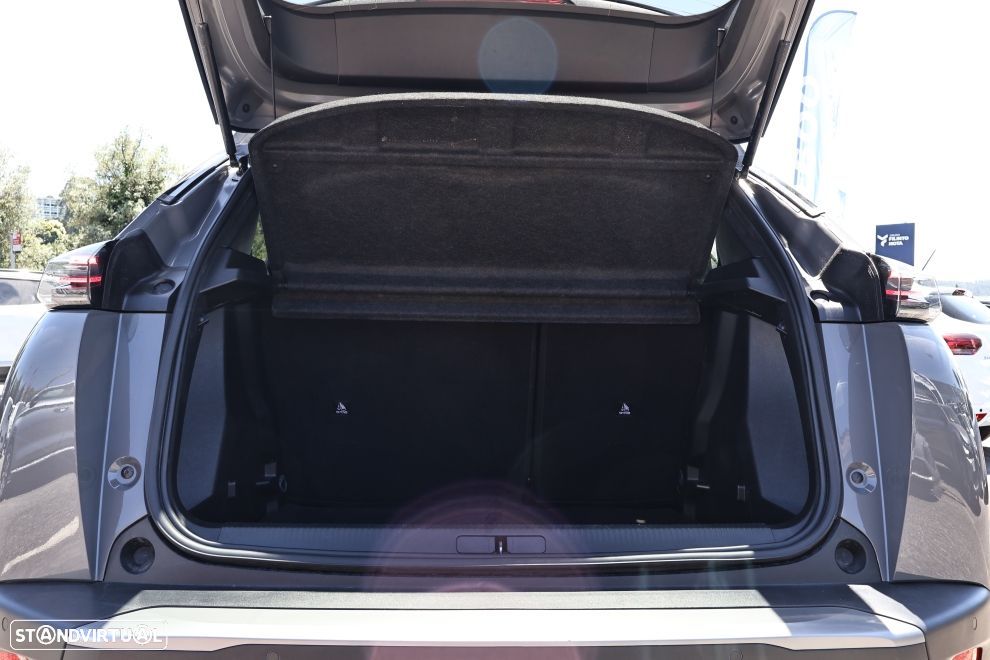Peugeot 2008 1.2 Hybrid Allure e-DCS6 - 19