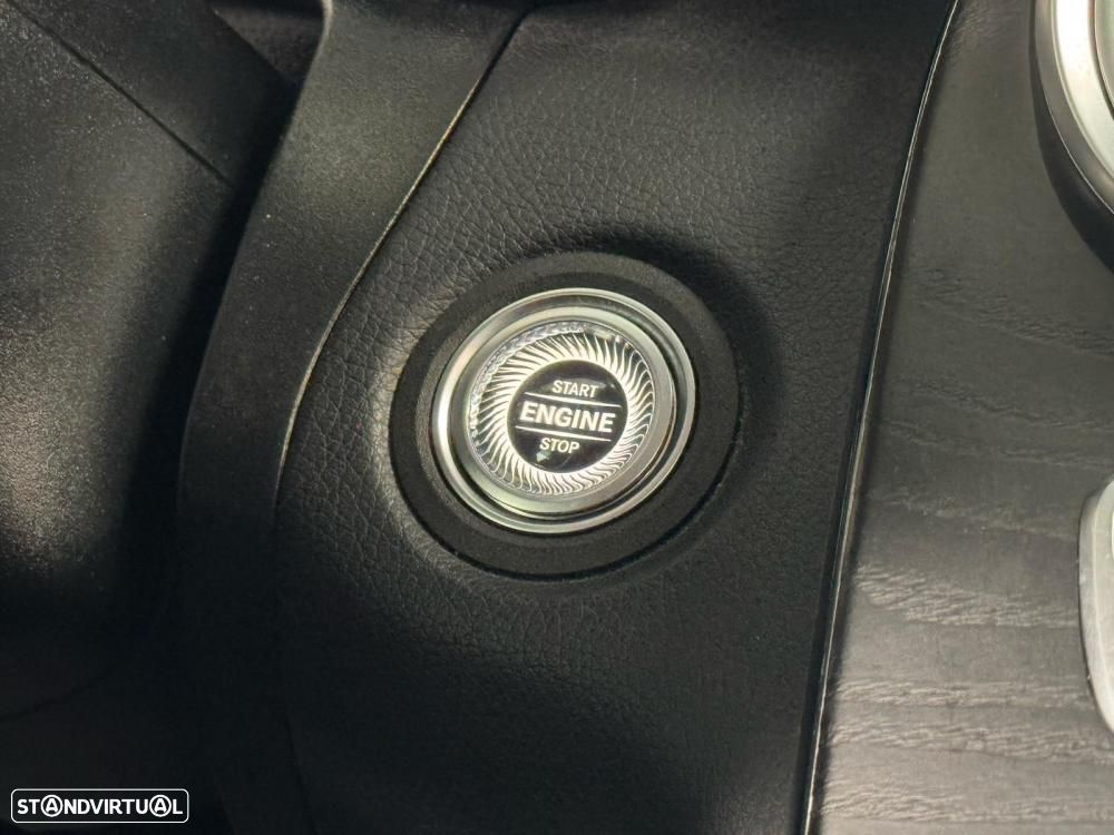 Mercedes-Benz GLC 300 e 4Matic 9G-TRONIC Avantgarde Advanced - 35