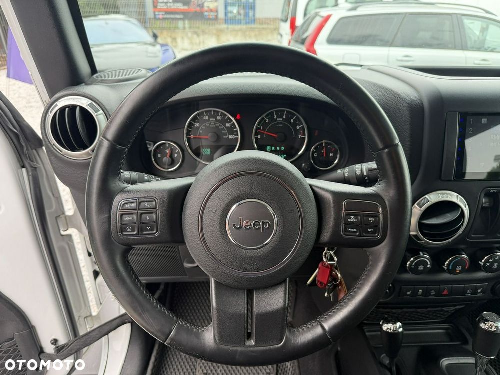 Jeep Wrangler 3.6 Sahara - 14