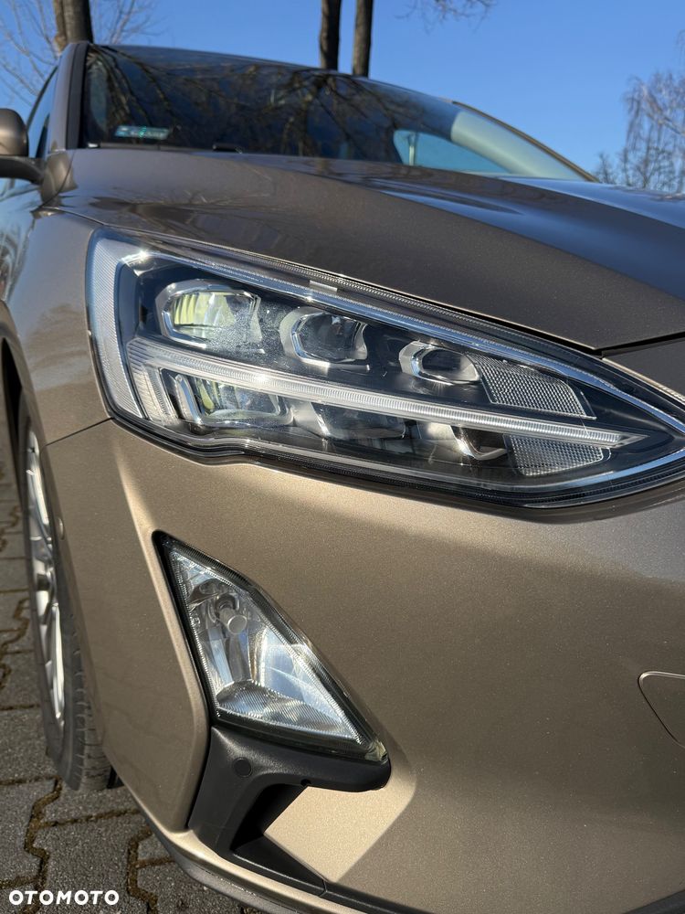 Ford Focus 1.0 EcoBoost Titanium Business - 17