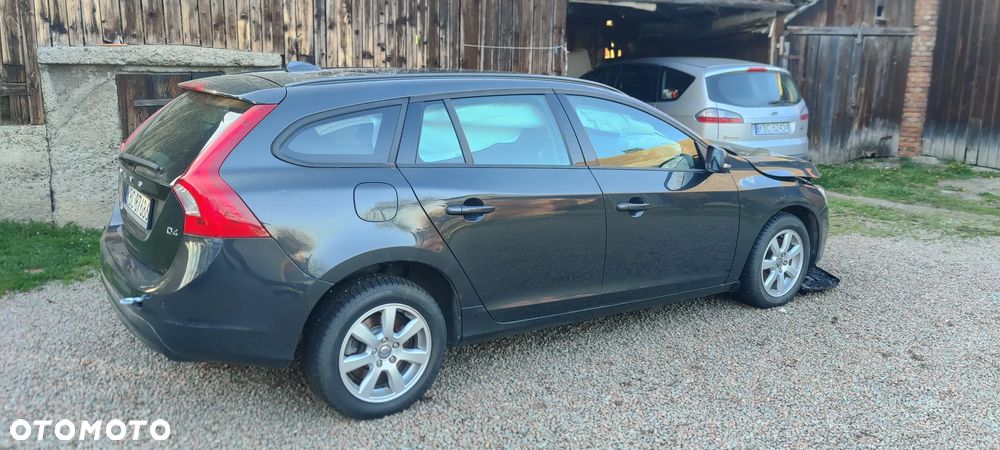 ĆWIARTKA Przód Tył BŁOTNIK SŁUPEK PRÓG DACH POSZYCIE VOLVO V60 S60 lakier 492
