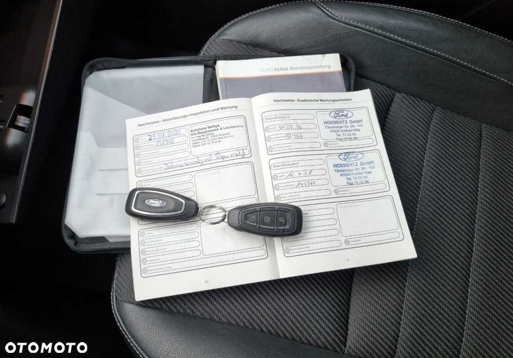Ford Kuga - 37