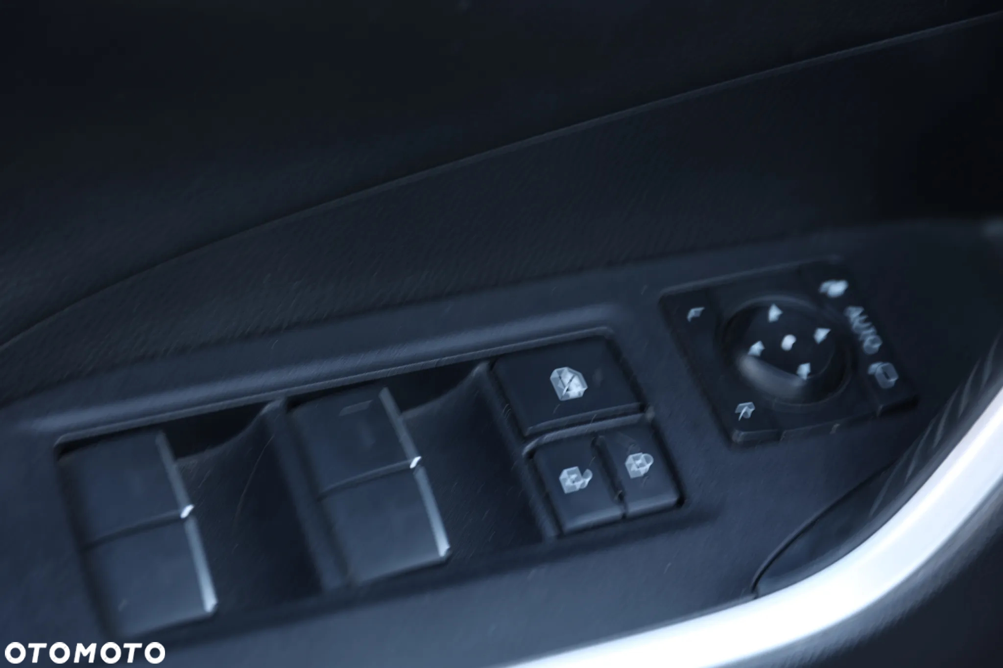 Toyota RAV4 2.5 Hybrid Executive 4x4 - 26