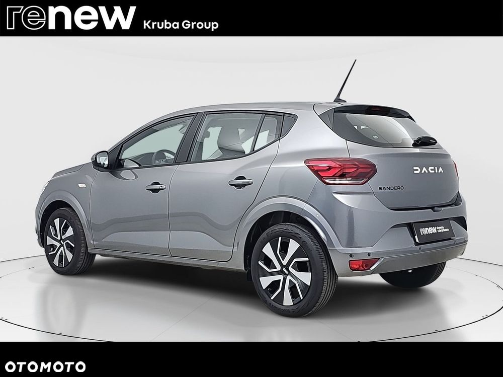 Dacia Sandero - 7