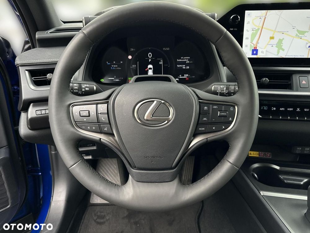 Lexus UX 300h F Sport Design - 15