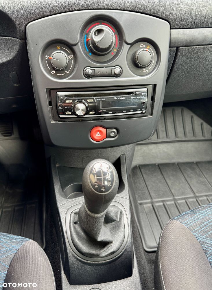 Renault Clio 1.2 TCE Authentique - 13