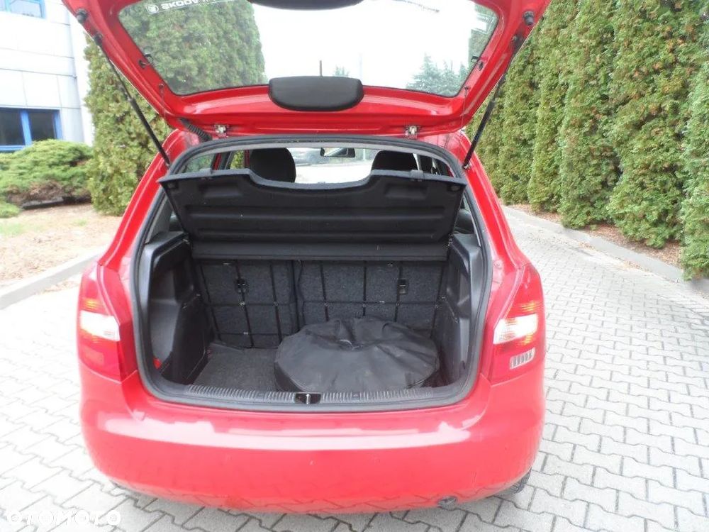 Skoda Fabia 1.4 16V Active - 10