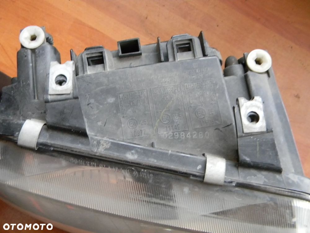 lampa prawa przód AUDI A3 8L LIFT FL 00-02  EUROPA - 5