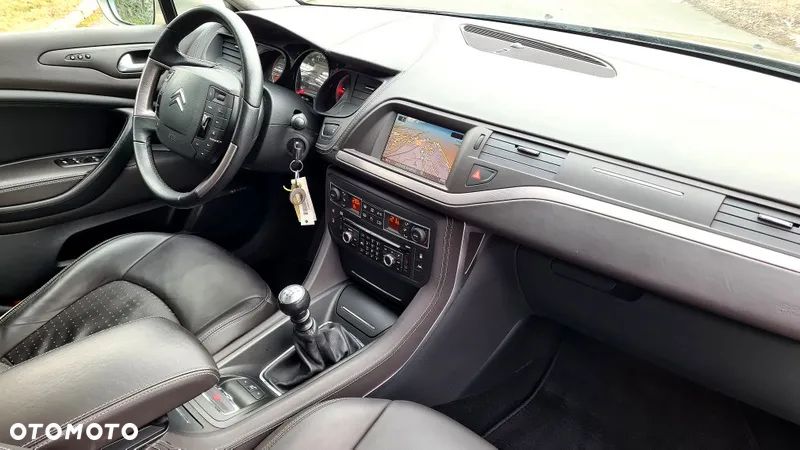 Citroën C5 2.2 HDi Exclusive - 16