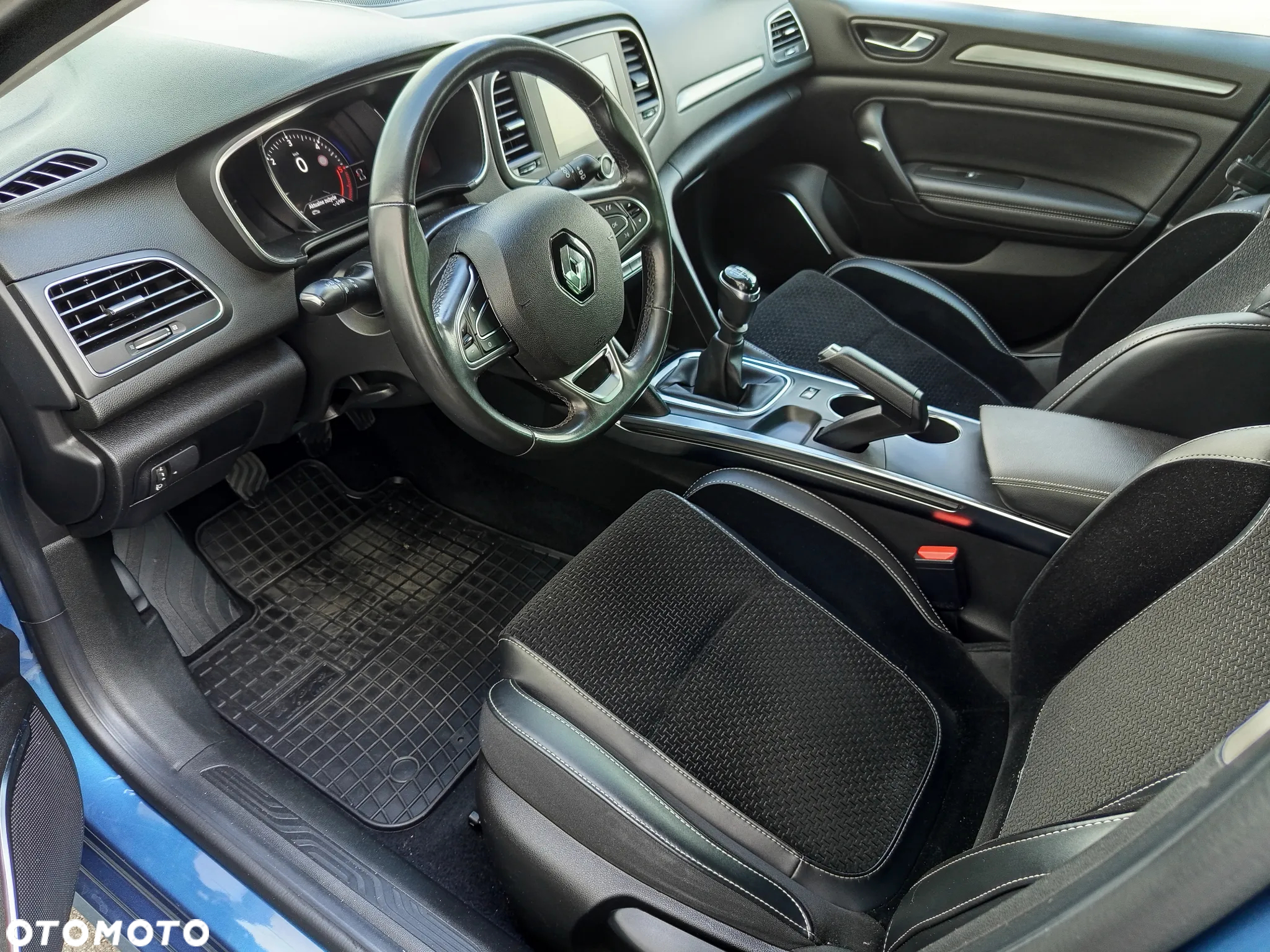 Renault Megane 1.5 dCi Business - 11