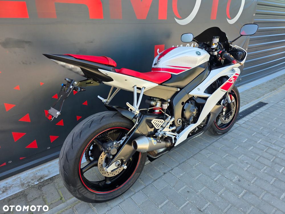 Yamaha R6 - 7