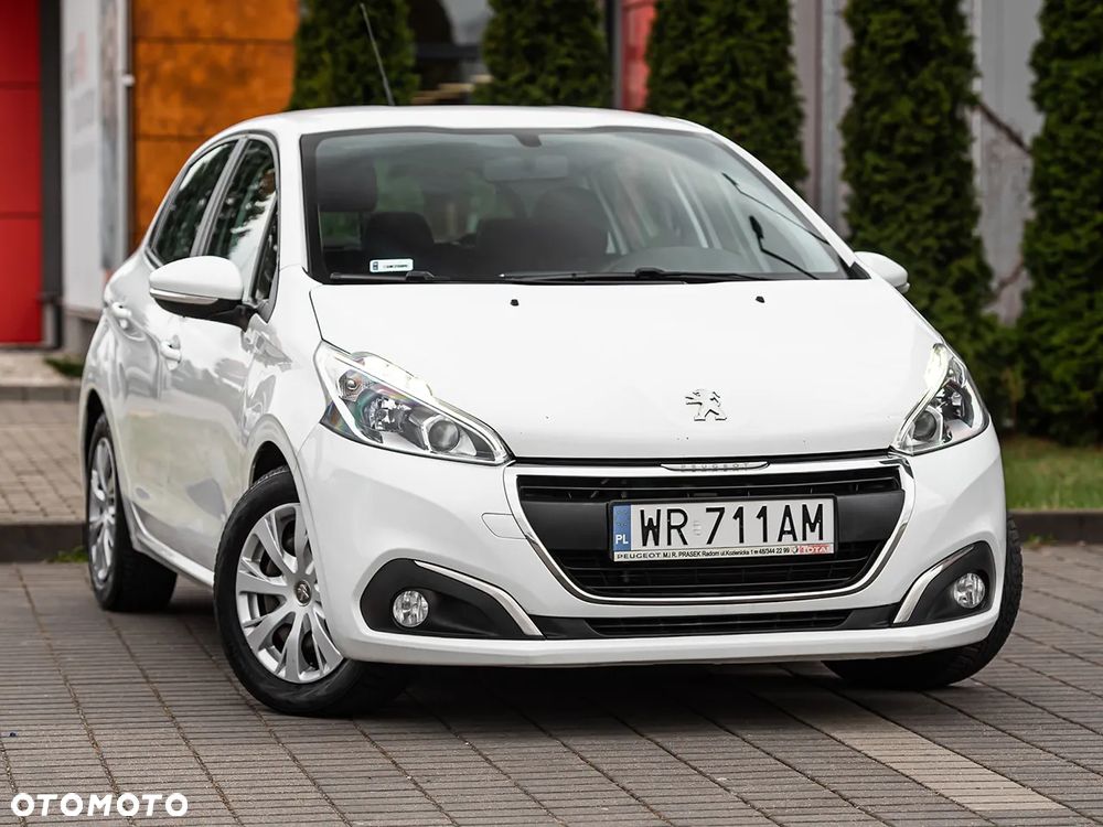 Peugeot 208 1.6 BlueHDi Allure S&S - 2
