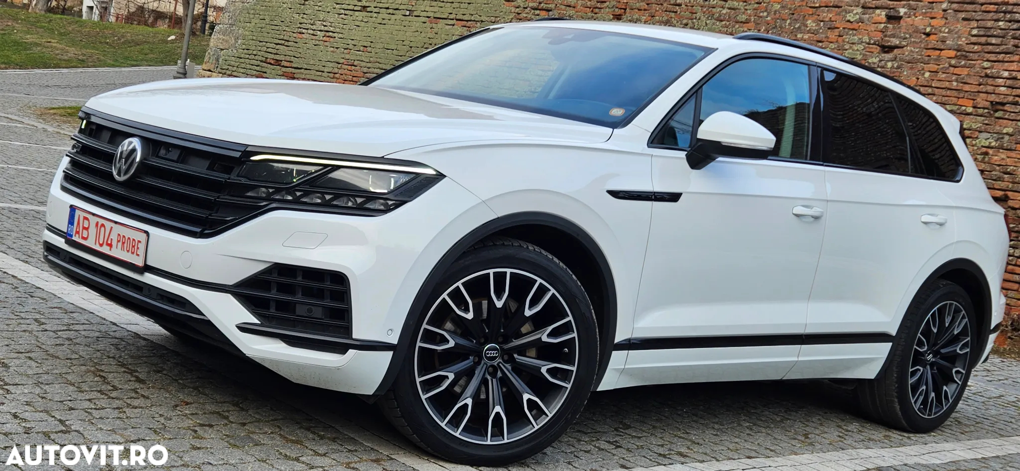 Volkswagen Touareg 3.0 V6 TDI 4Motion DPF Automatik R-Line - 14
