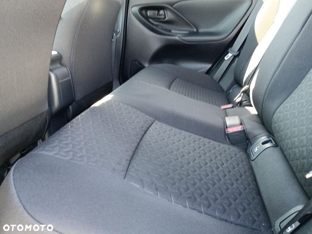 Toyota Yaris Cross Hybrid 1.5 Comfort - 13