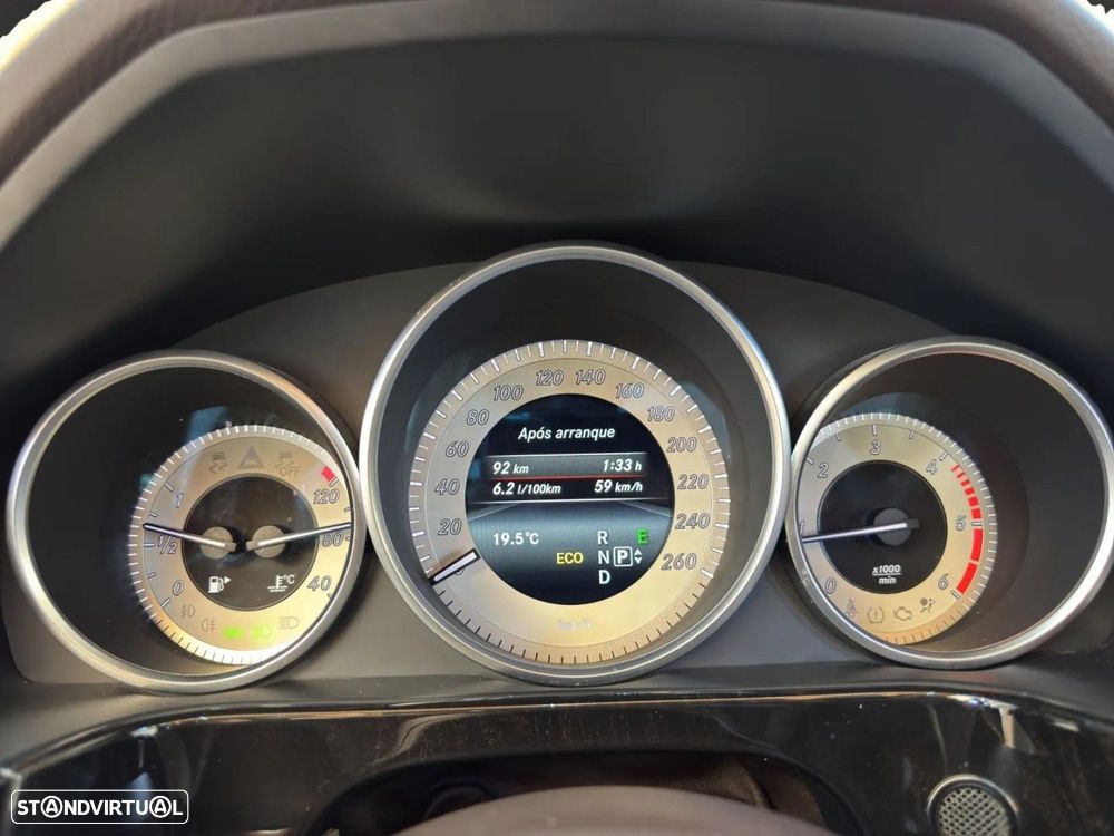 Mercedes-Benz E 250 CDi Avantgarde BlueEfficiency Auto. - 12