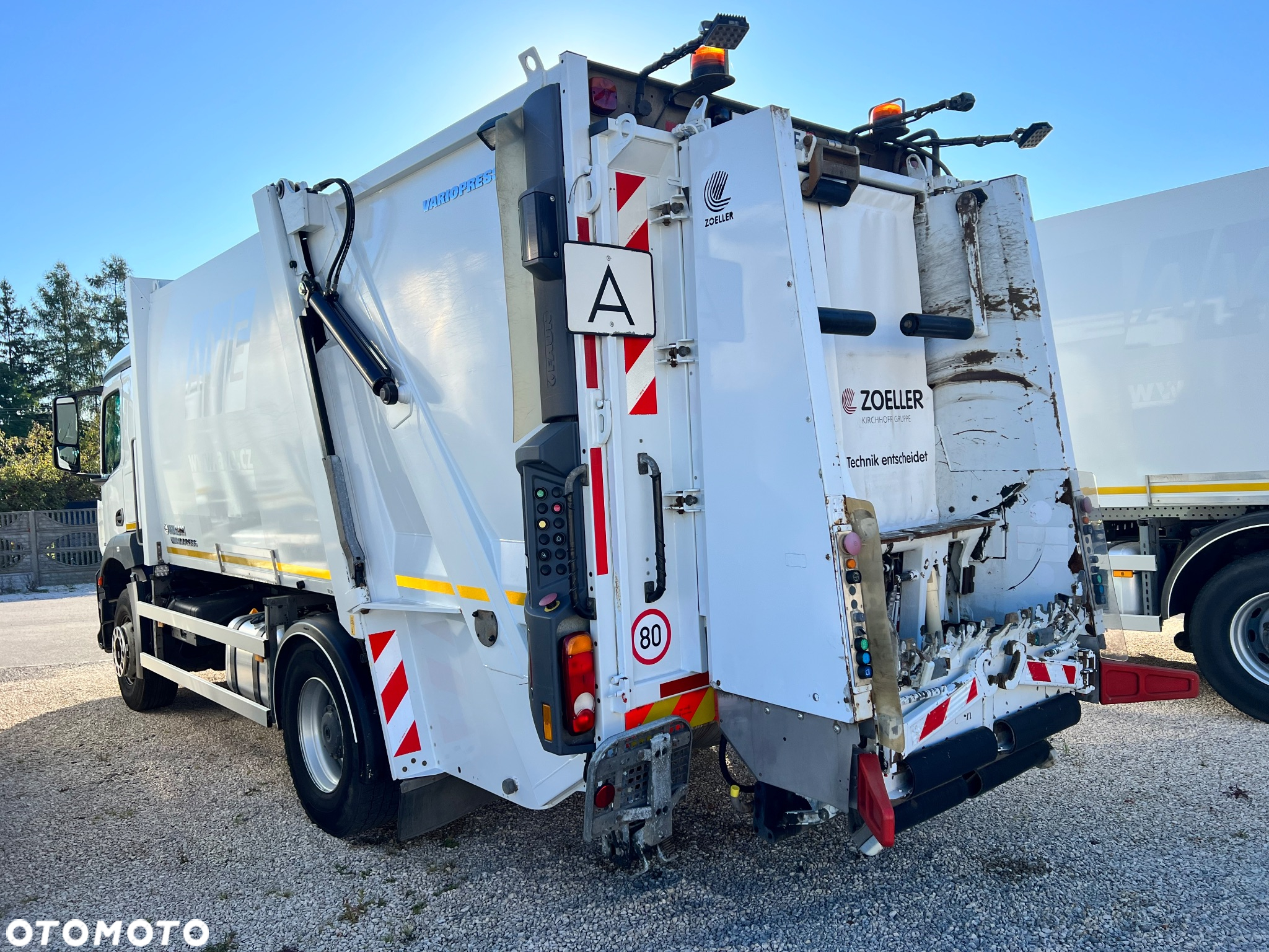 Mercedes-Benz AROCS 1833 L  FAUN VARIOPRSS 520 V19 - 13