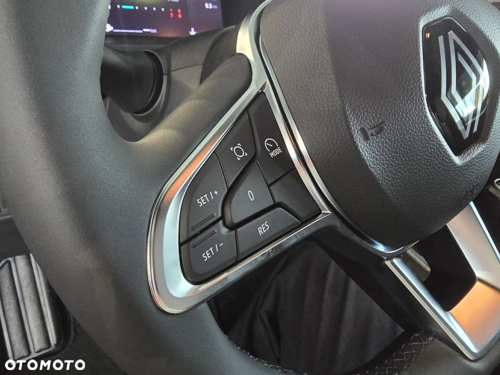 Renault Captur - 16
