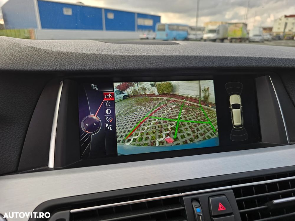 BMW Seria 5 520d Touring Aut. - 29