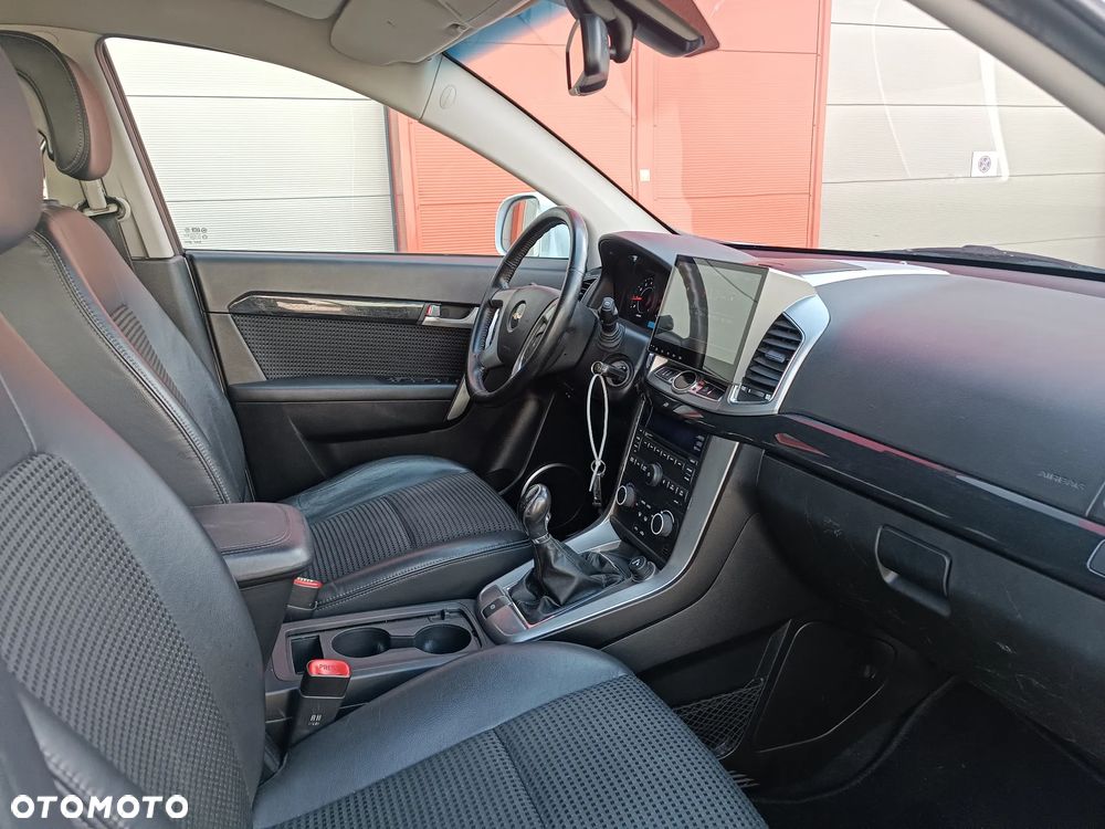 Chevrolet Captiva 2.4 2WD LT - 18