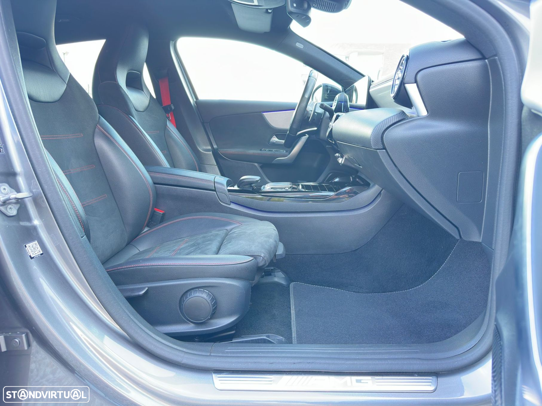 Mercedes-Benz A 35 AMG 4Matic - 24