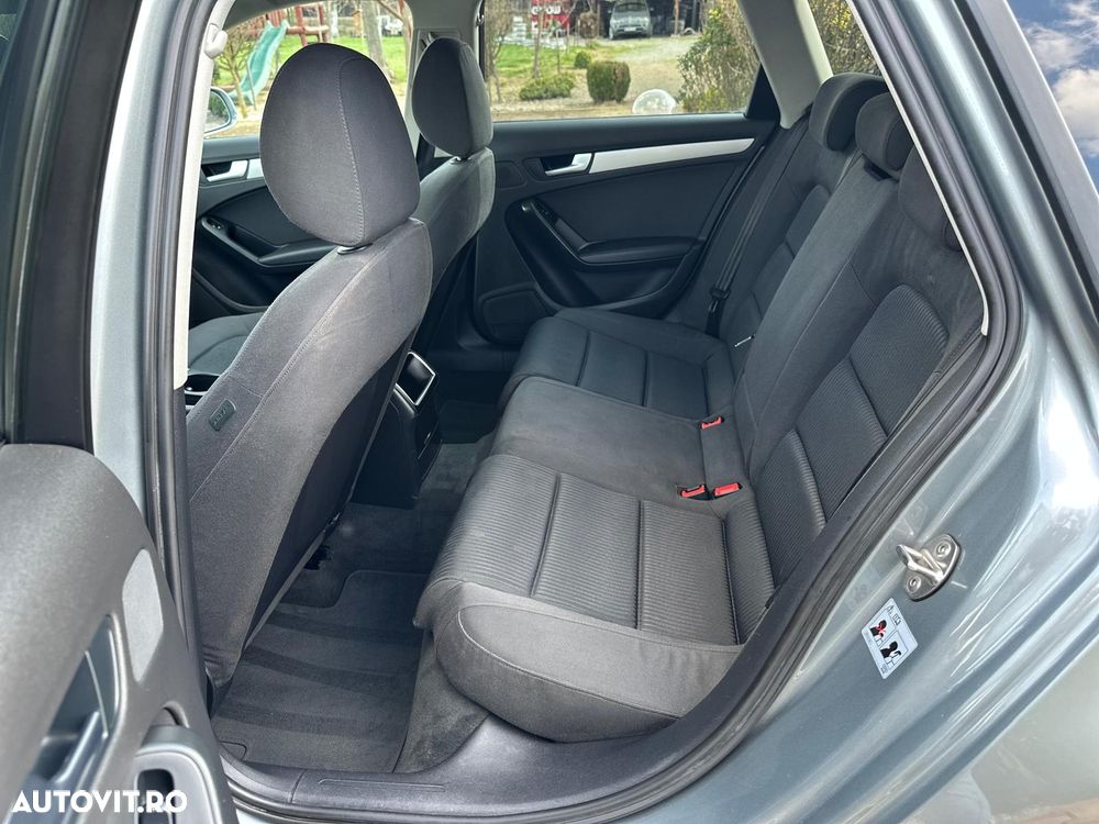 Audi A4 2.0 TDI B8 Multitronic - 25