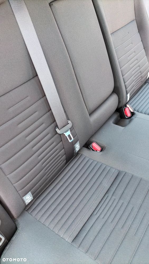 Toyota Auris 1.6 Comfort - 12