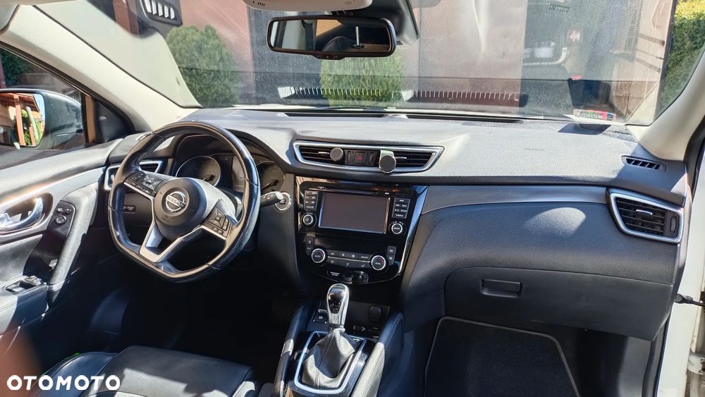 Nissan Qashqai 1.2 DIG-T Tekna Xtronic EU6 - 14