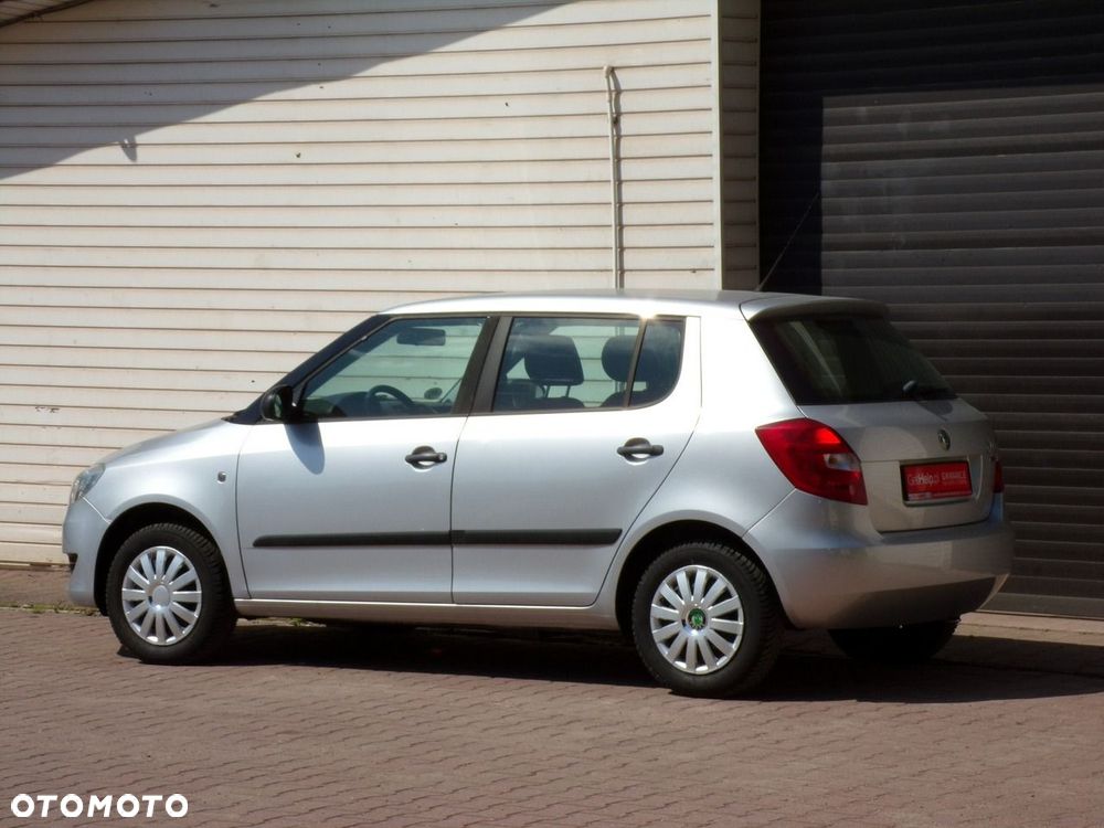 Skoda Fabia 1.2 HTP Fresh - 16