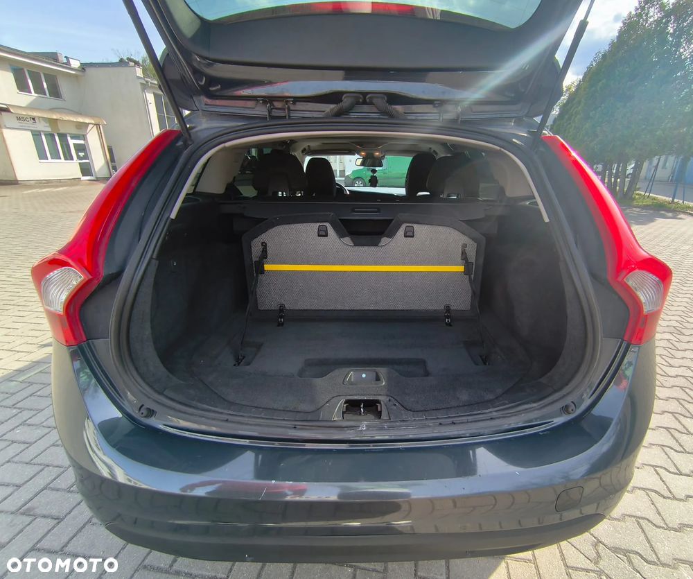 Volvo V60 - 24