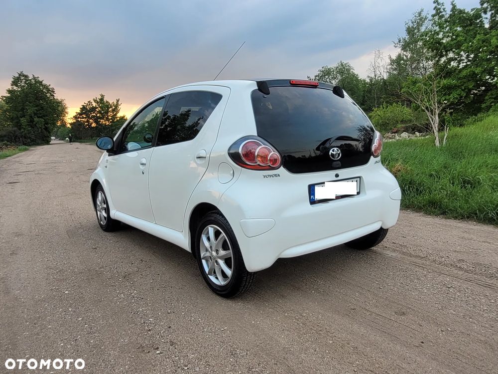Toyota Aygo 1.0 VVT-i Black - 13